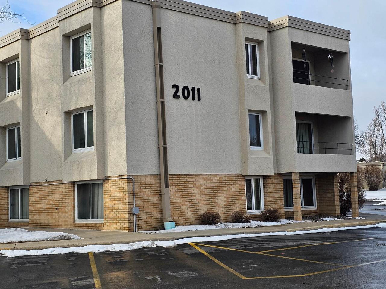 2011 Viking Drive - Photo 1
