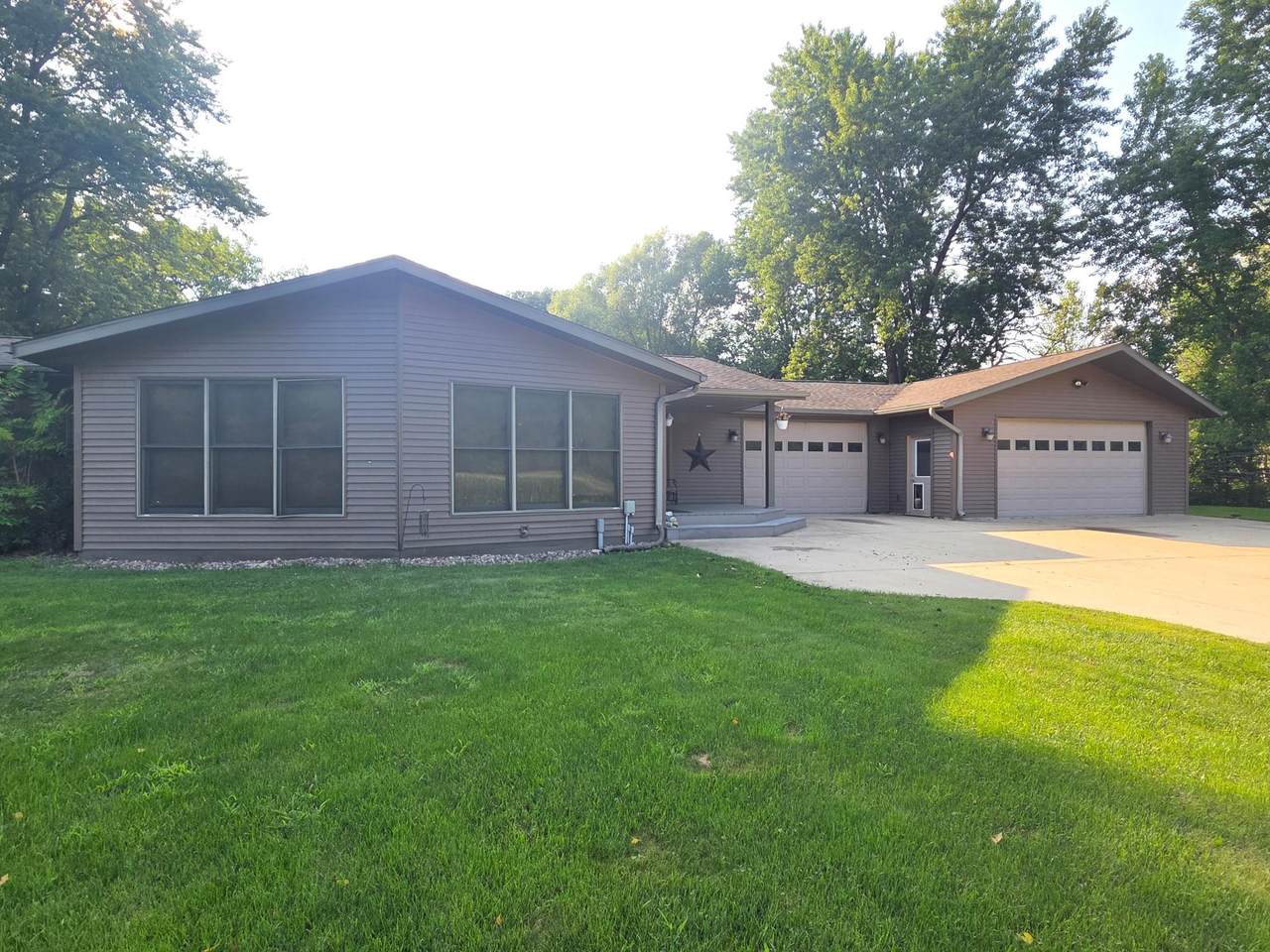 4488 Ferndale Road - Photo 1
