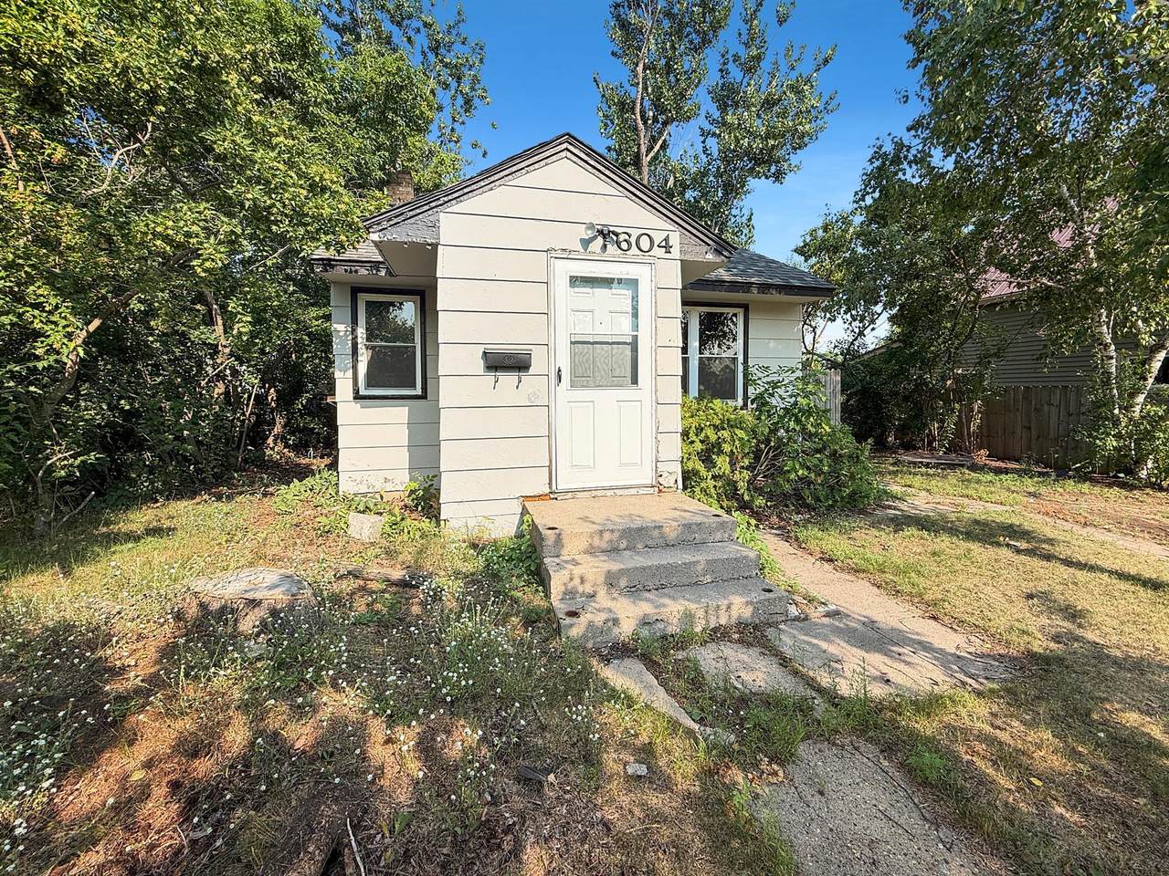 604 Lincoln Avenue - Photo 1