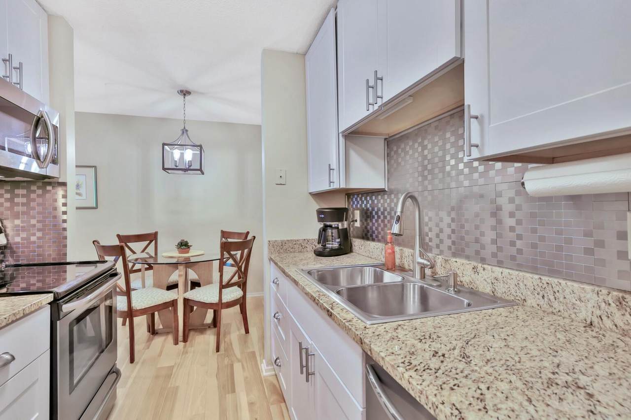 2800 Hamline Avenue - Photo 1