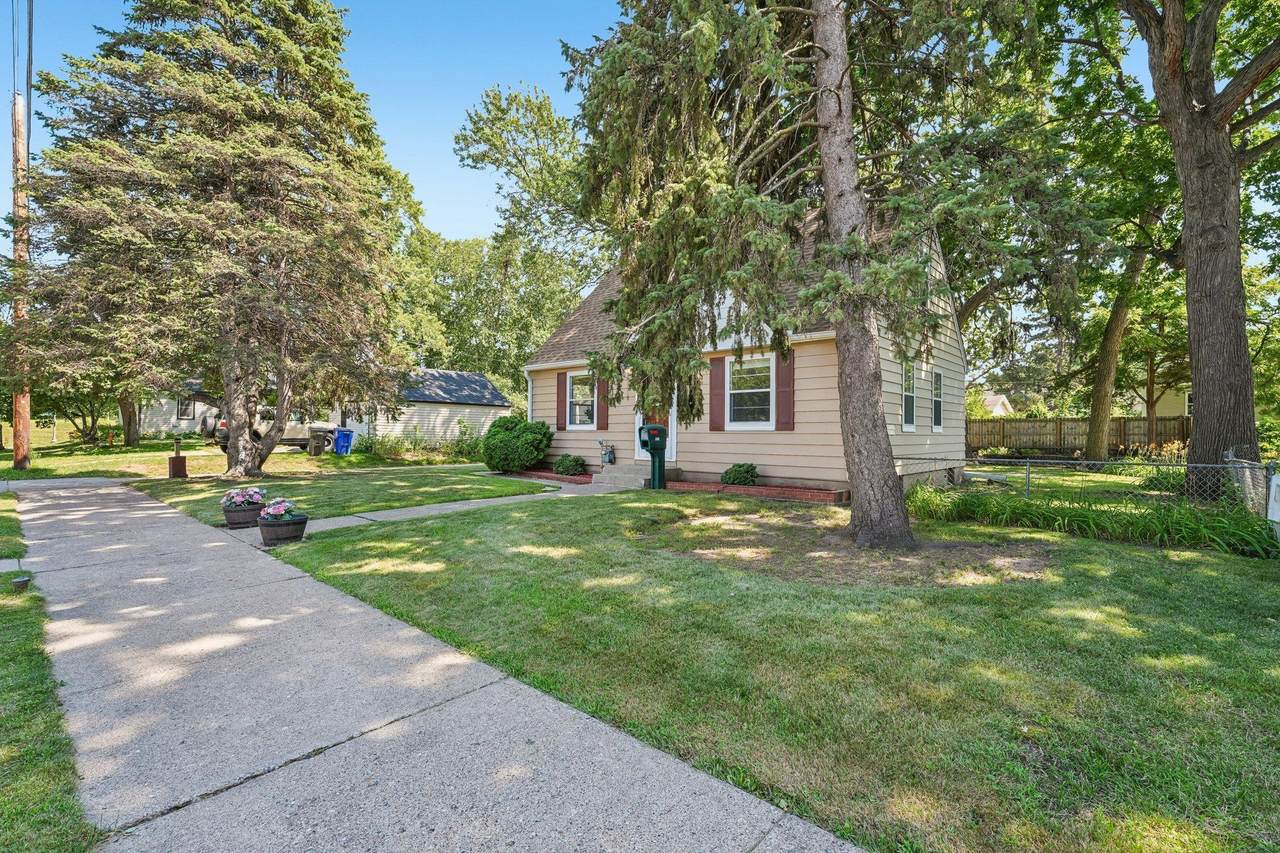 1840 Taylor Avenue - Photo 1
