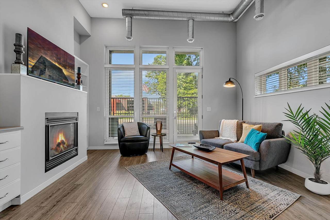 24 College Avenue - Photo 1