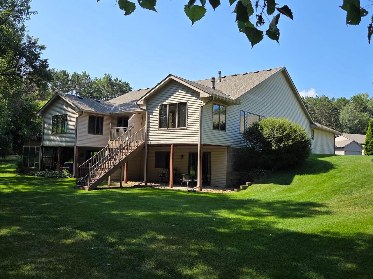 5853 Oxboro Avenue - Photo 1