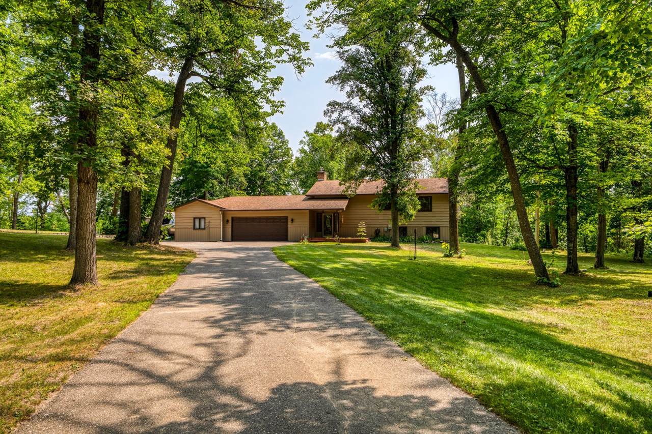 1944 Island View Drive - Photo 1