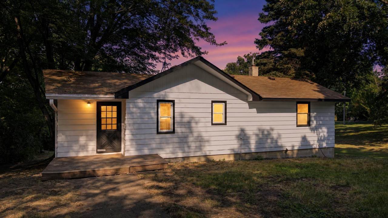 49146 Amble Avenue - Photo 1