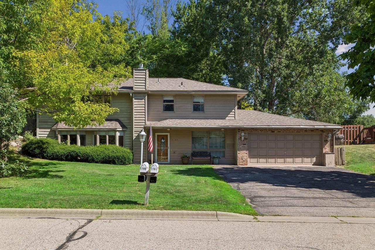 2704 Shawnee Lane - Photo 1