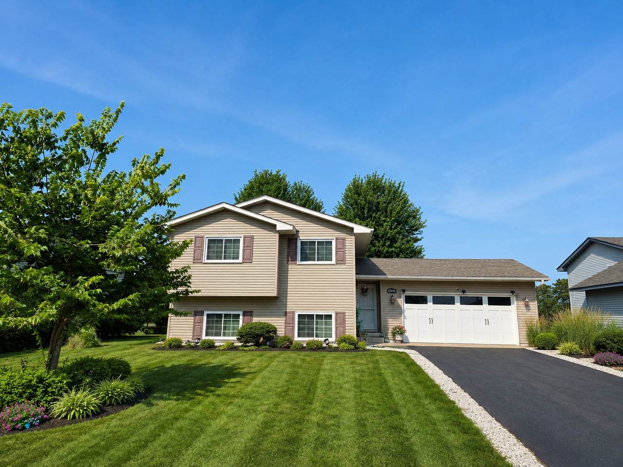 9748 Hames Court - Photo 1