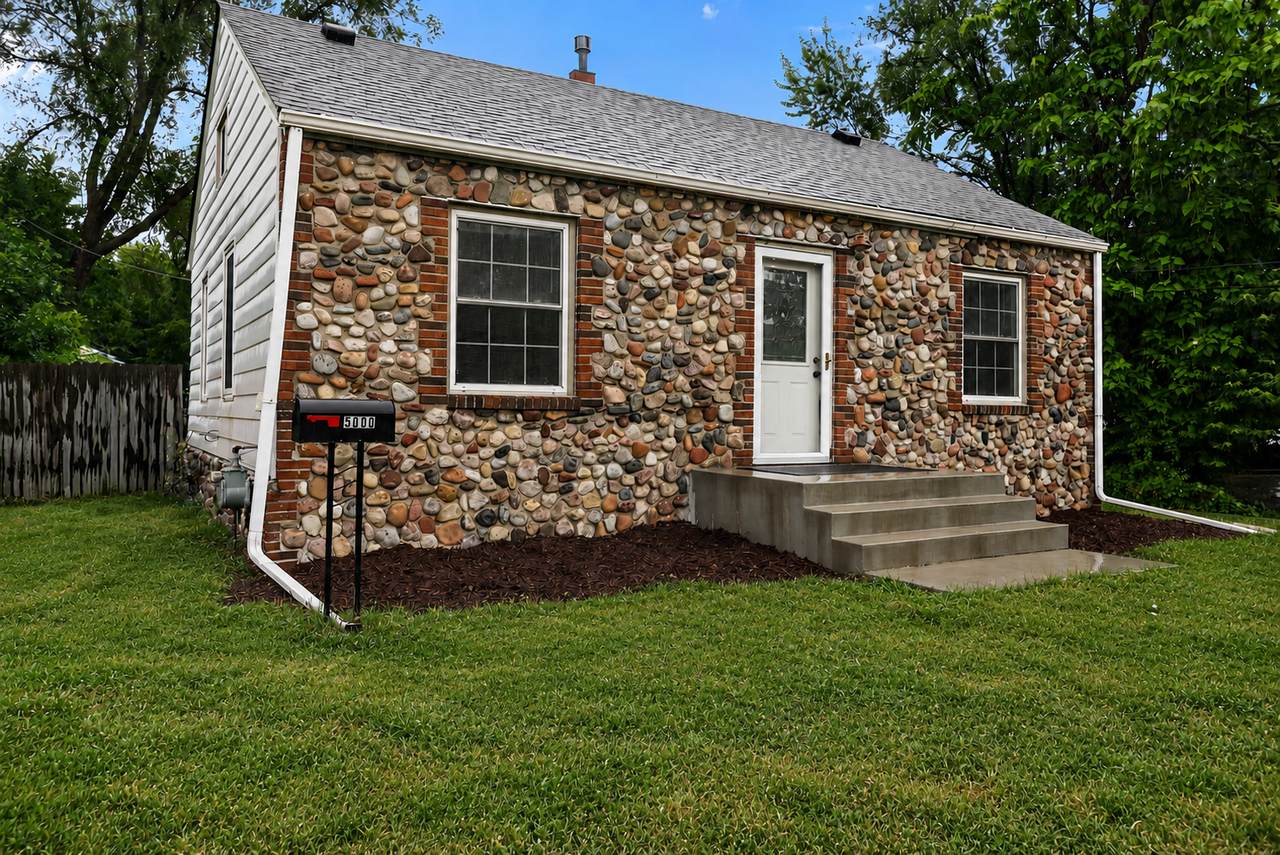 5000 Fairview Avenue - Photo 1