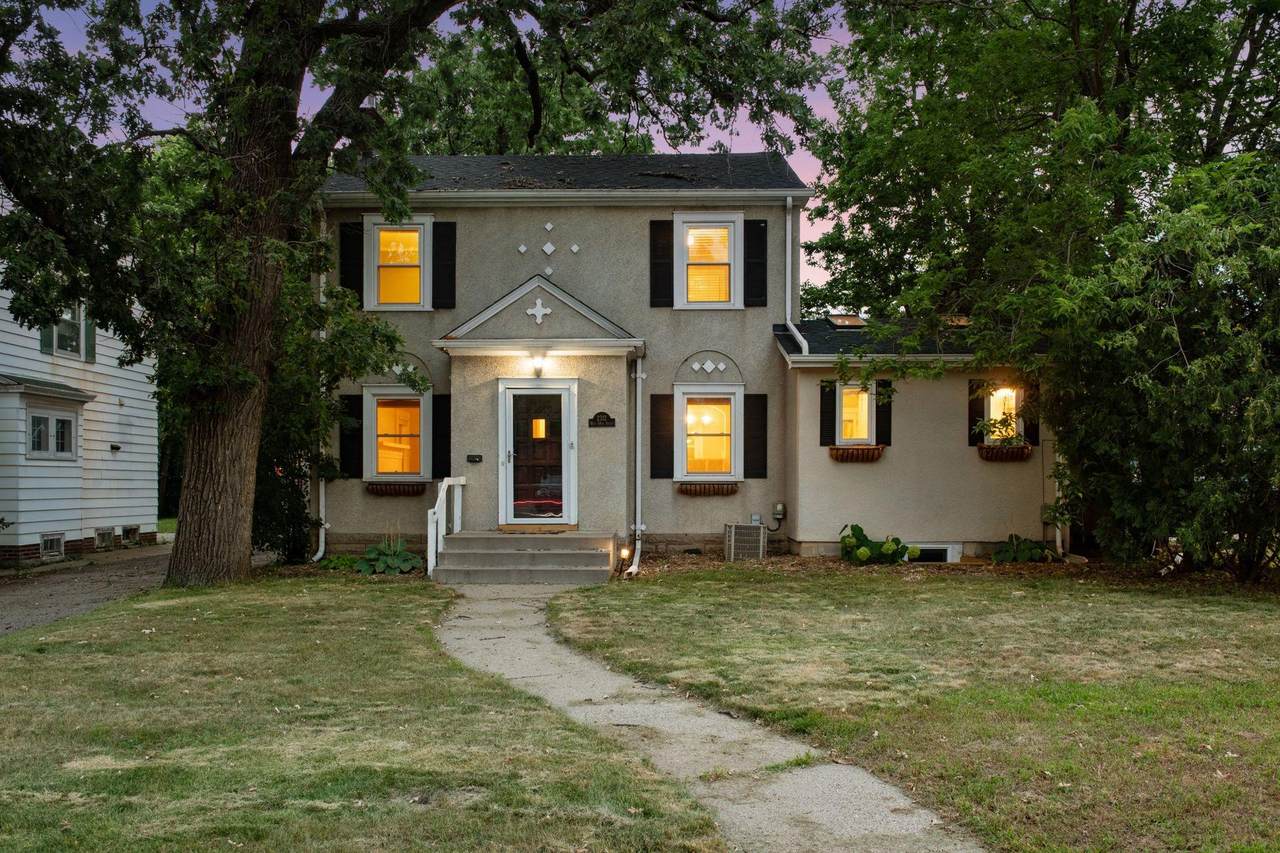 2312 54th Street - Photo 1