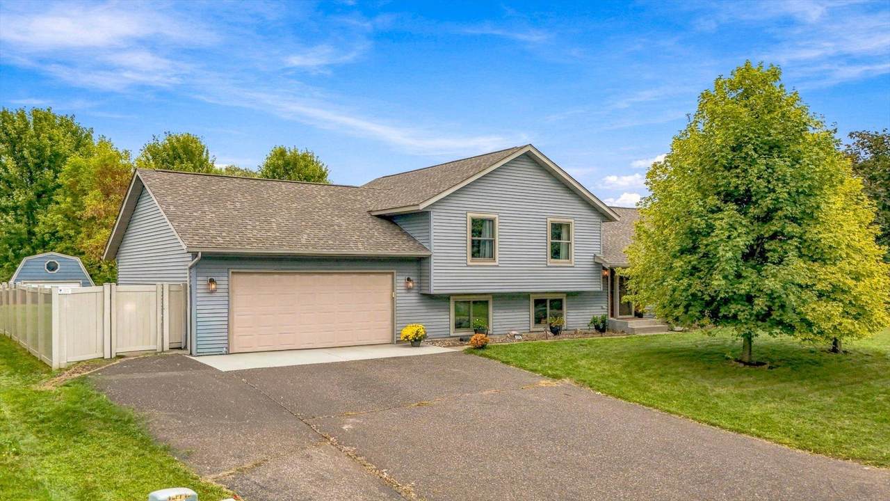 409 Smith Avenue - Photo 1