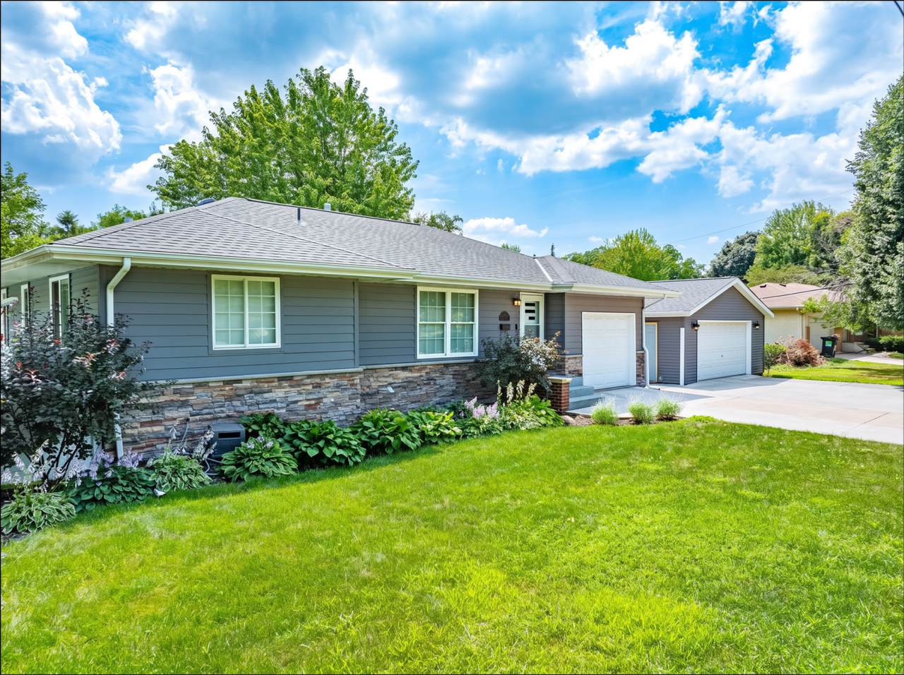 3008 29th Avenue - Photo 1