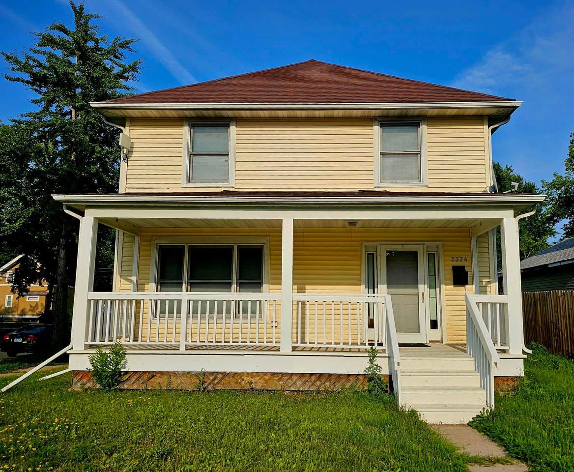 2324 Emerson Avenue - Photo 1