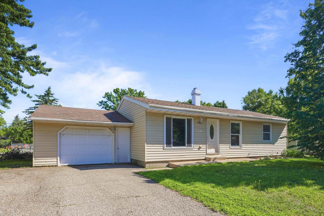 421 Ash Street - Photo 1