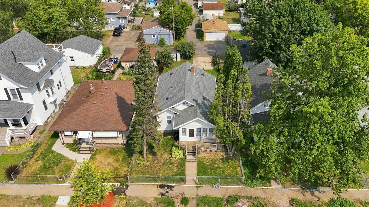 1006 Earl Street - Photo 1