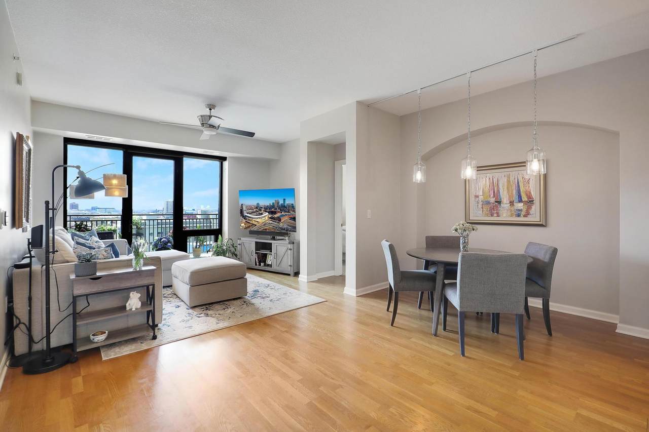 500 Grant Street - Photo 1