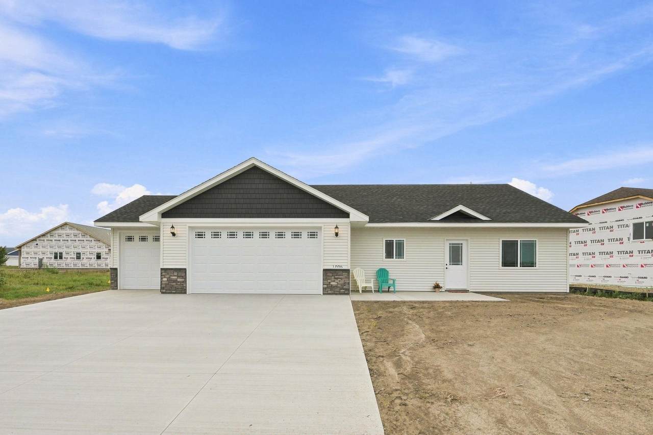 1006 Misty Meadow Boulevard - Photo 1