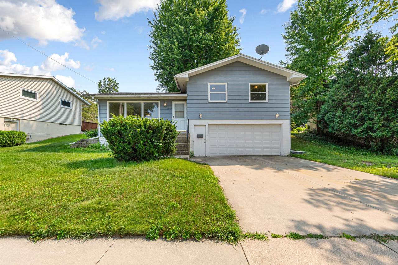 2604 26th Street - Photo 1