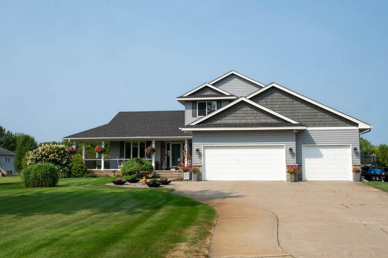 13927 89th Street - Photo 1