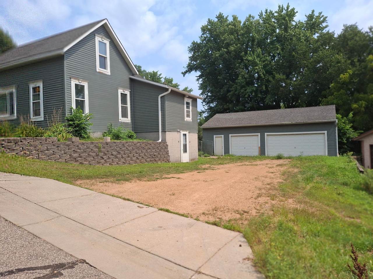 321 3rd Street - Photo 1