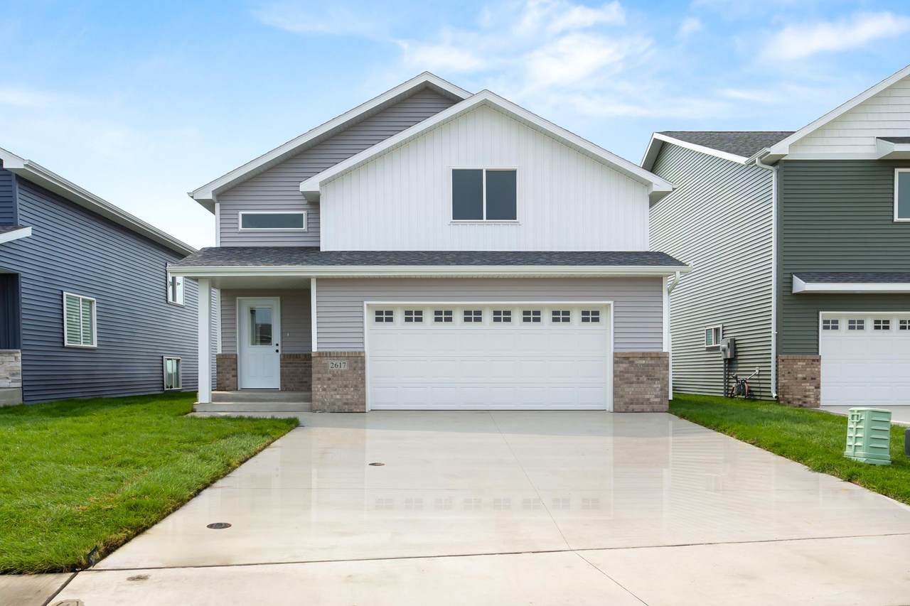 2617 38 Avenue - Photo 1