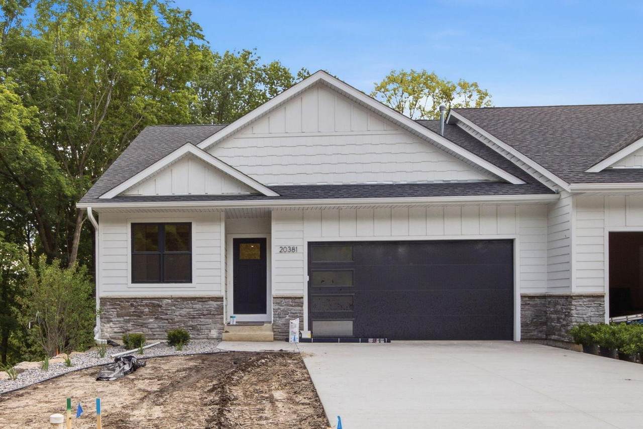 20389 Excelsior Boulevard - Photo 1