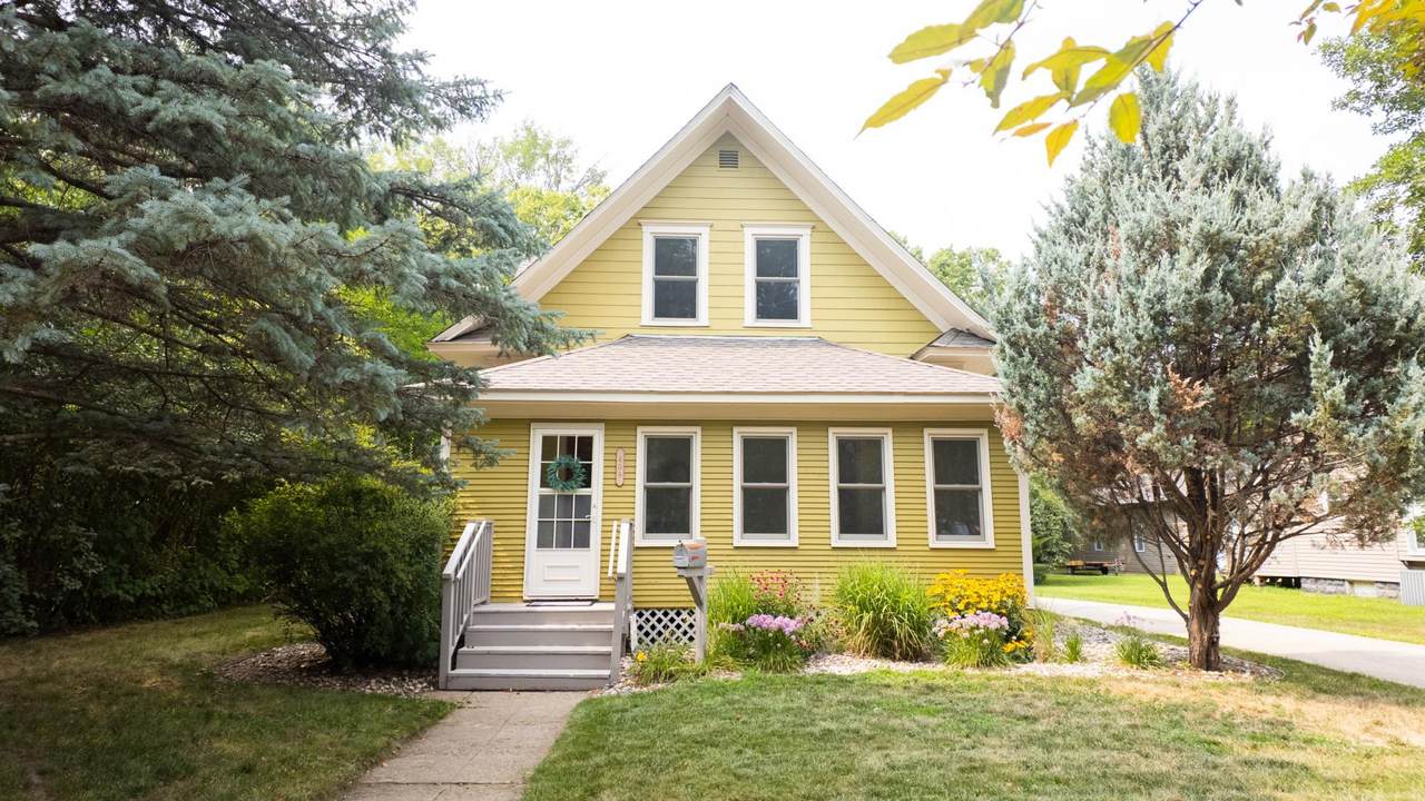 409 4th Street - Photo 1