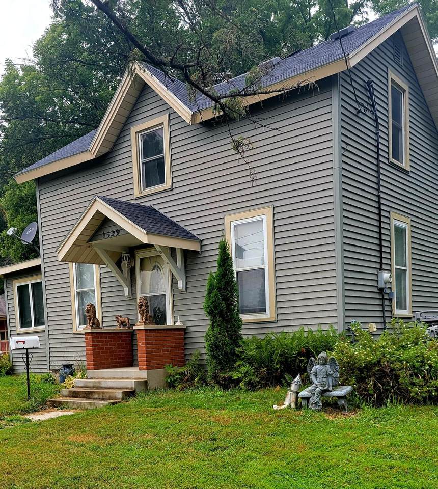 1529 Bush Street - Photo 1
