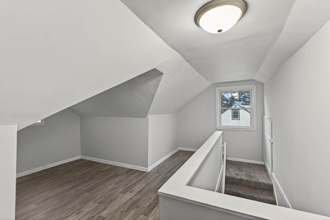 2057 Giesmann Street - Photo 1