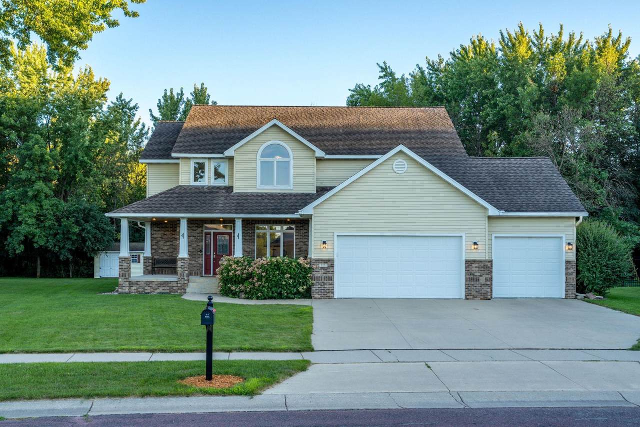 113 Oak Marsh Drive - Photo 1