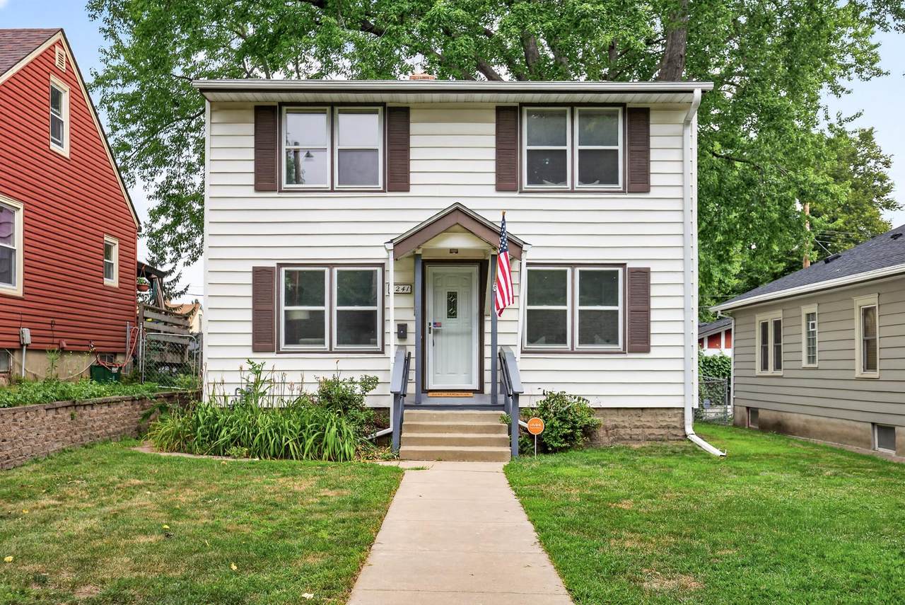 5241 44th Avenue - Photo 1
