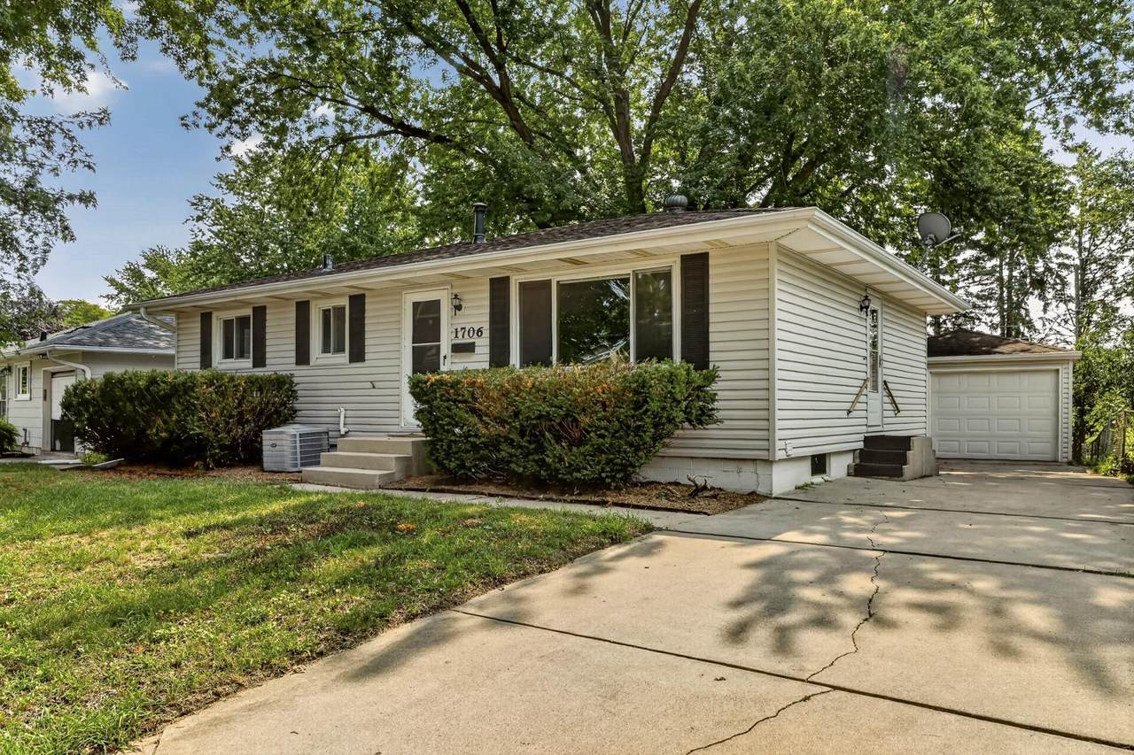 1706 34th Street - Photo 1