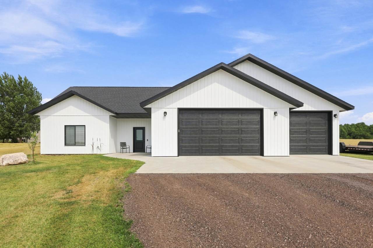 15400 Trillium Trail - Photo 1
