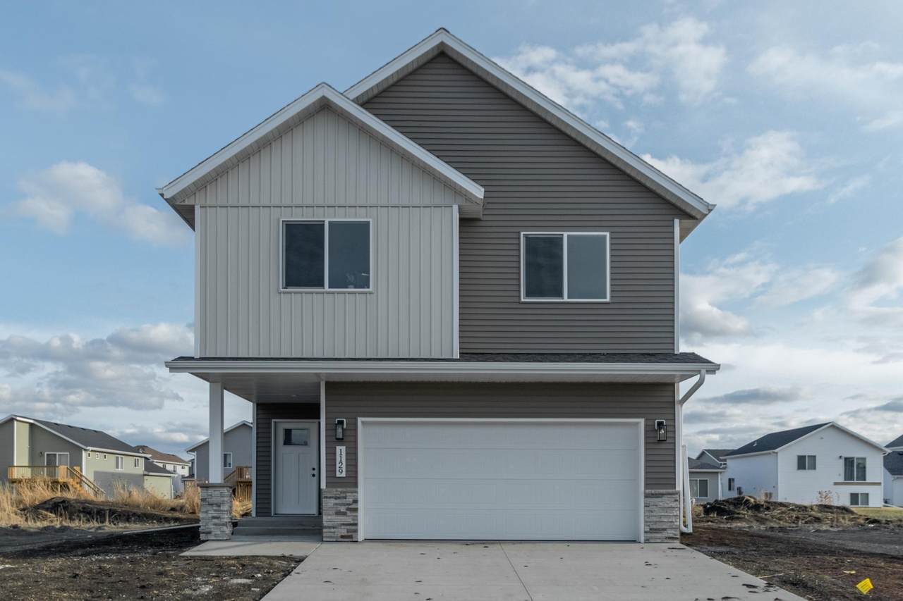 1776 19th Avenue - Photo 1