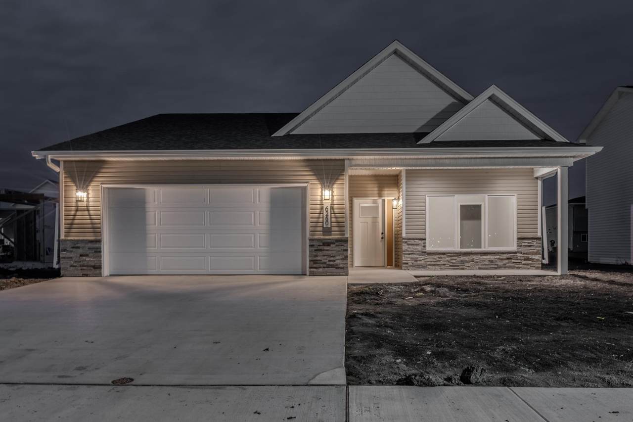 1897 19th Avenue - Photo 1