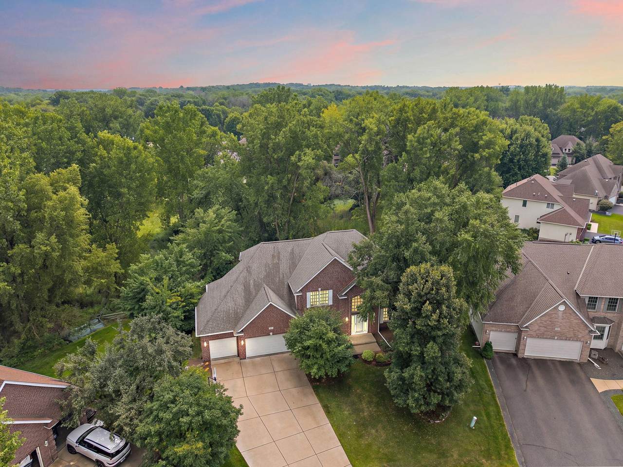 1401 Larkspur Court - Photo 1