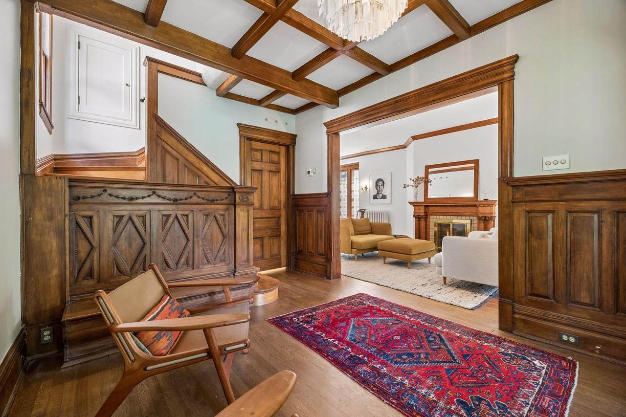 2432 24th Street - Photo 1