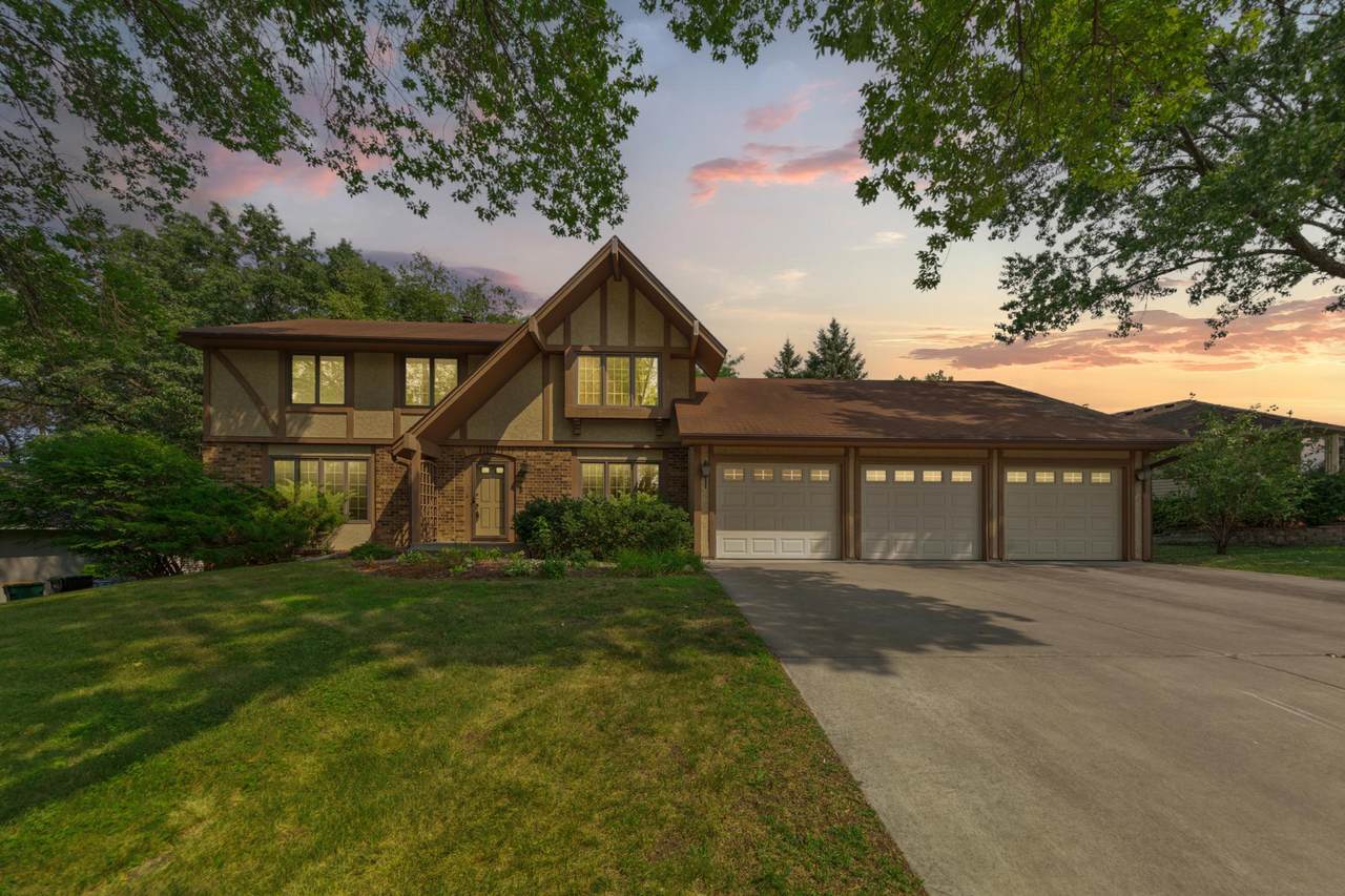14613 Carriage Lane - Photo 1