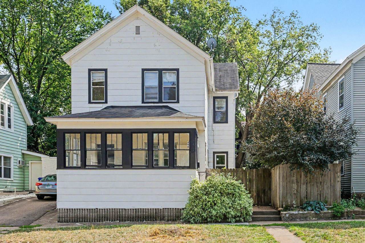 498 Beaumont Street - Photo 1