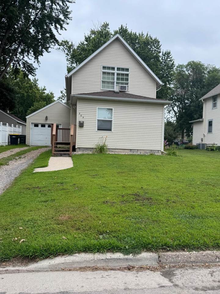 505 7th Street - Photo 1