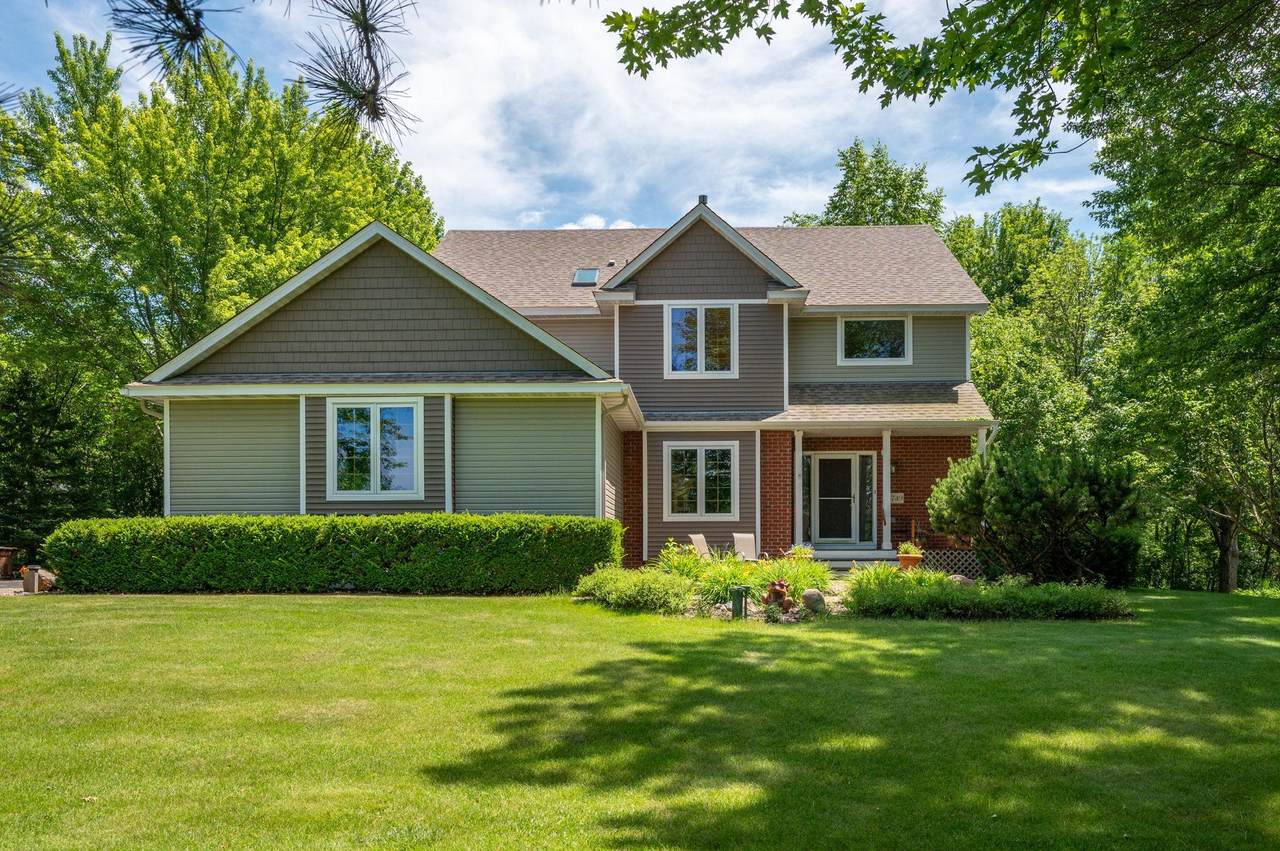 4749 Lake Sarah Drive - Photo 1