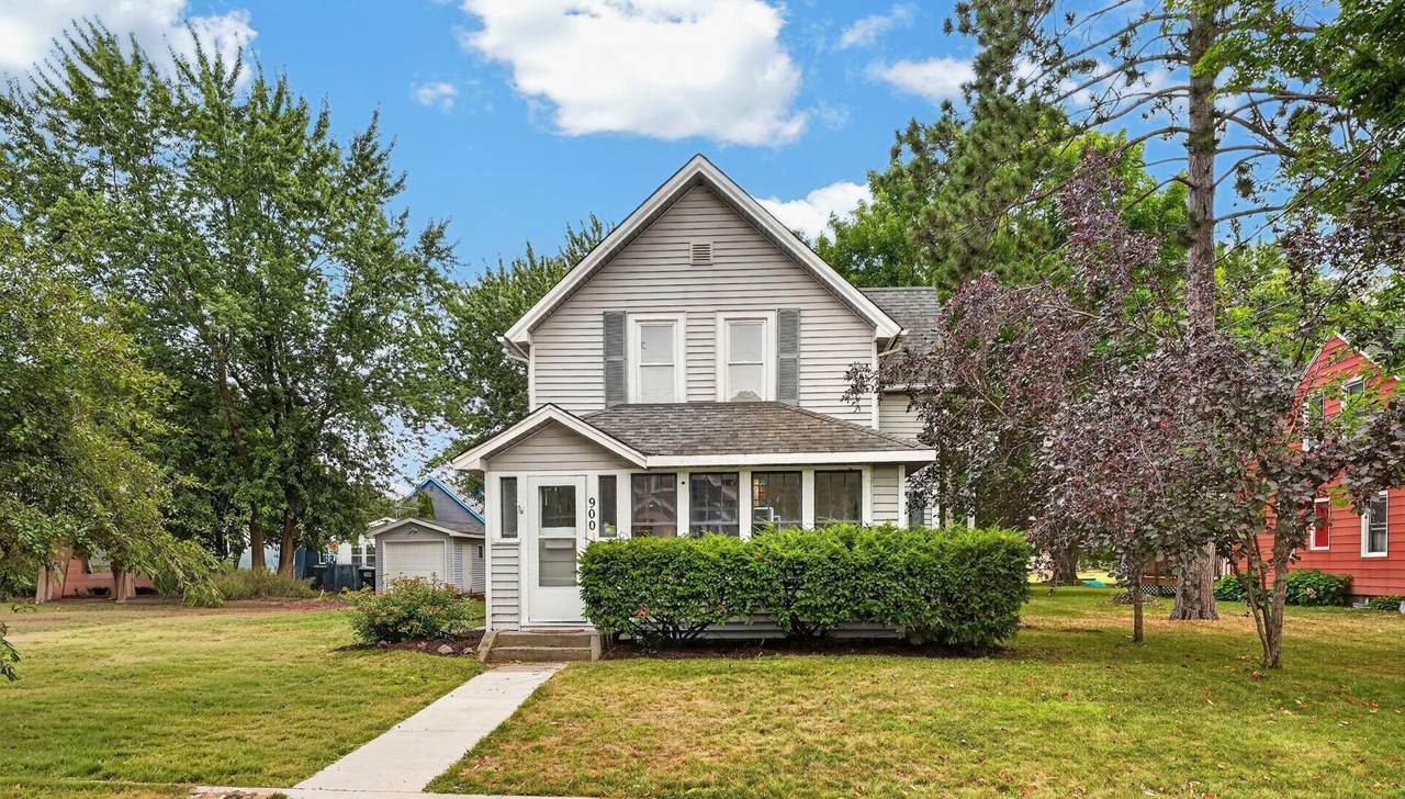 900 2nd Avenue - Photo 1