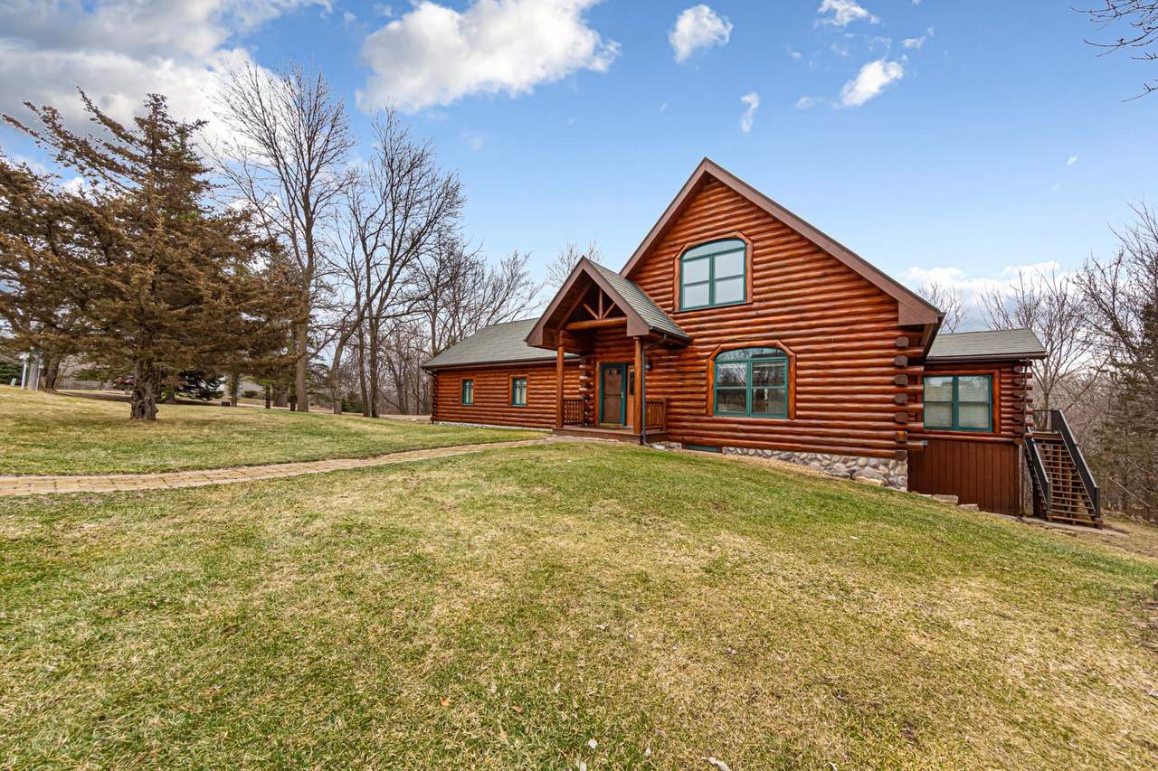 12782 218th Street - Photo 1