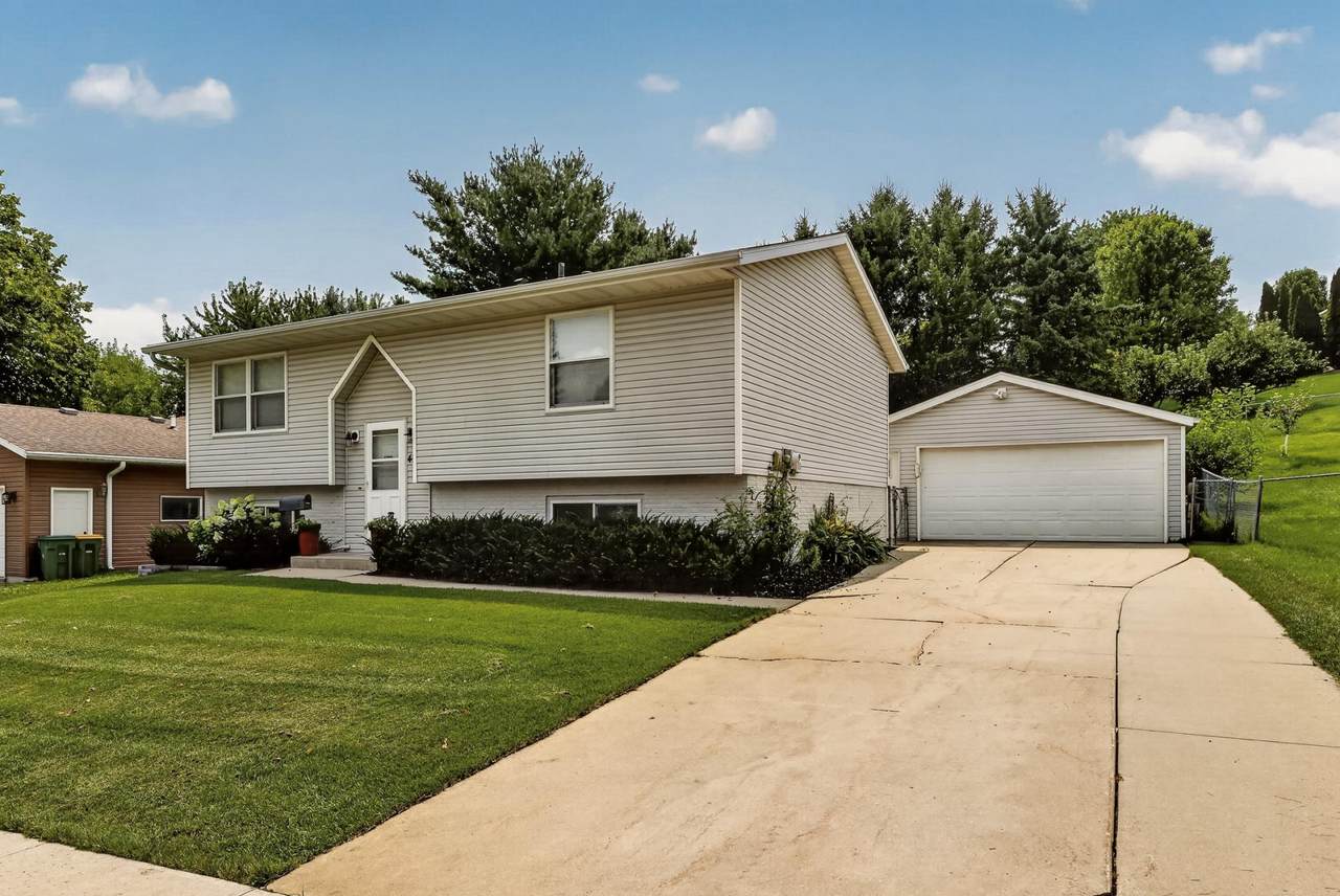 4150 Valley Drive - Photo 1