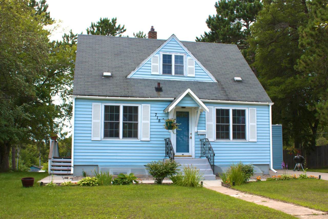 715 9th Avenue - Photo 1