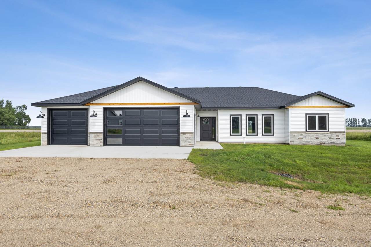 106 Pine Drive - Photo 1