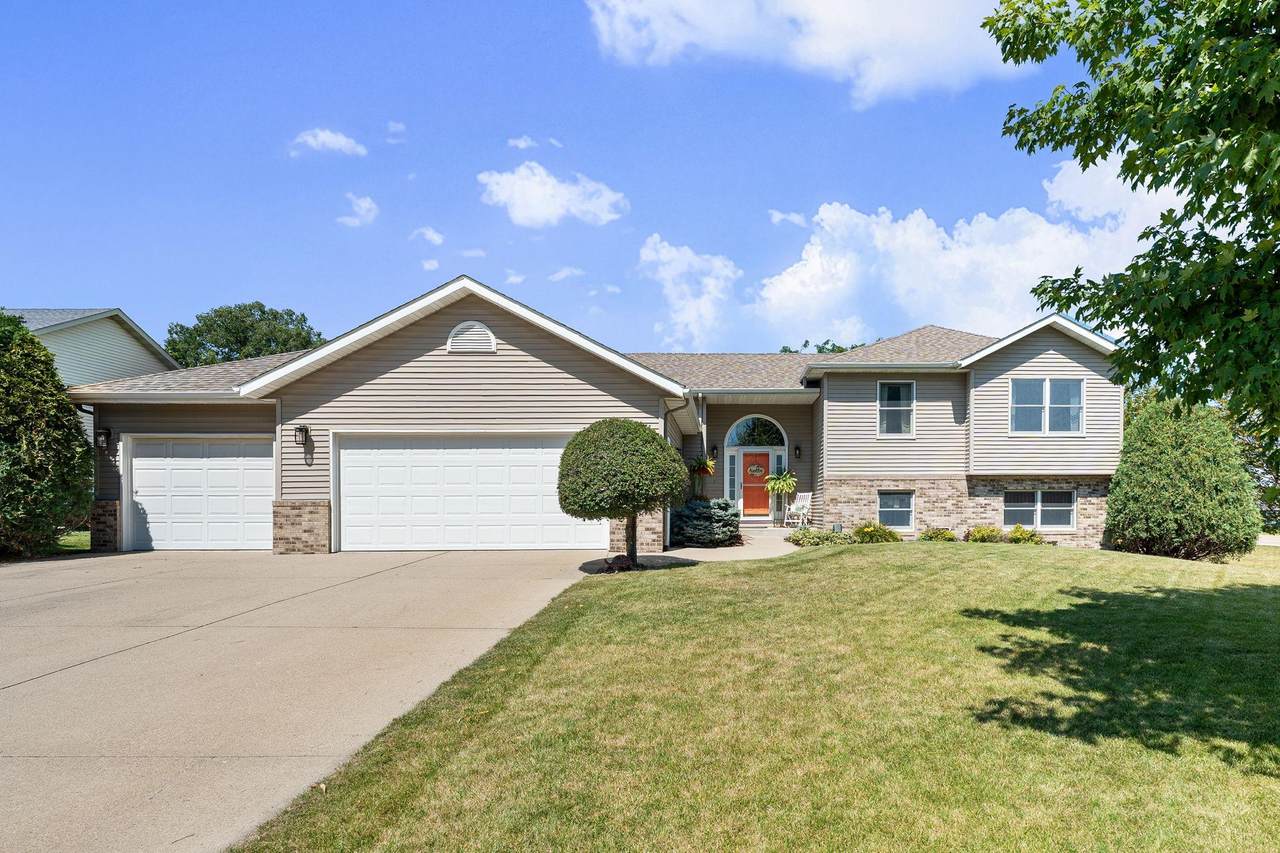 2180 Sunflower Lane - Photo 1