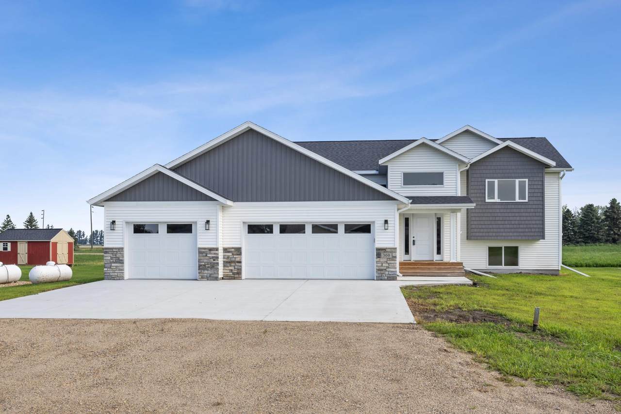 300 Prairie Drive - Photo 1