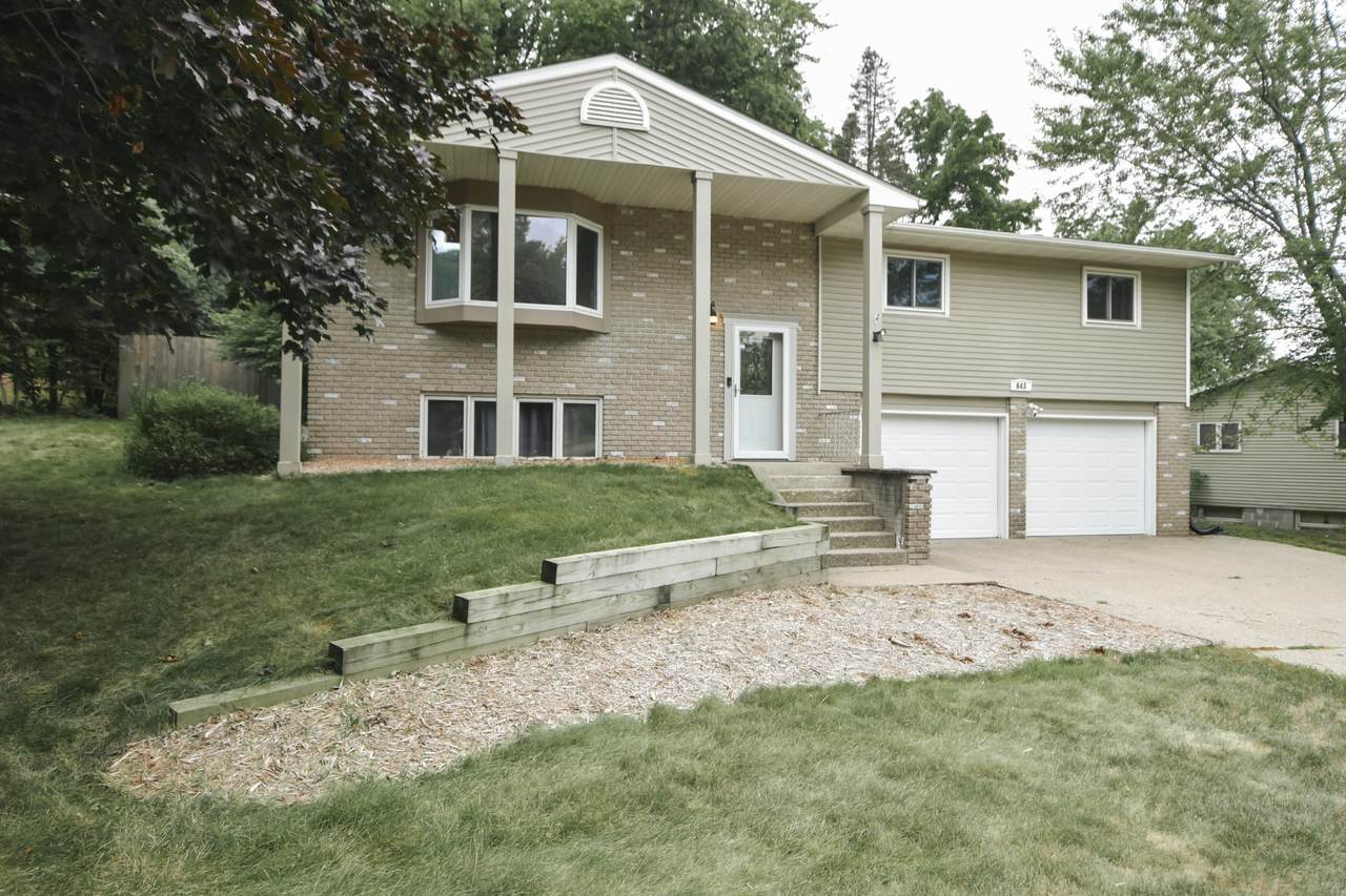 643 Pioneer Road - Photo 1
