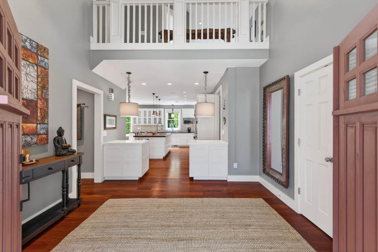 https://bt-photos.global.ssl.fastly.net/northstar/1280_boomver_1_7128938-2.jpg
