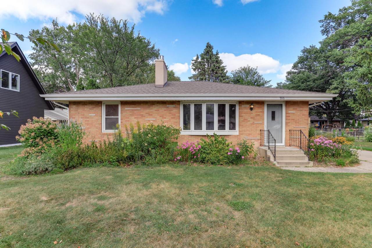 785 Grandview Avenue - Photo 1